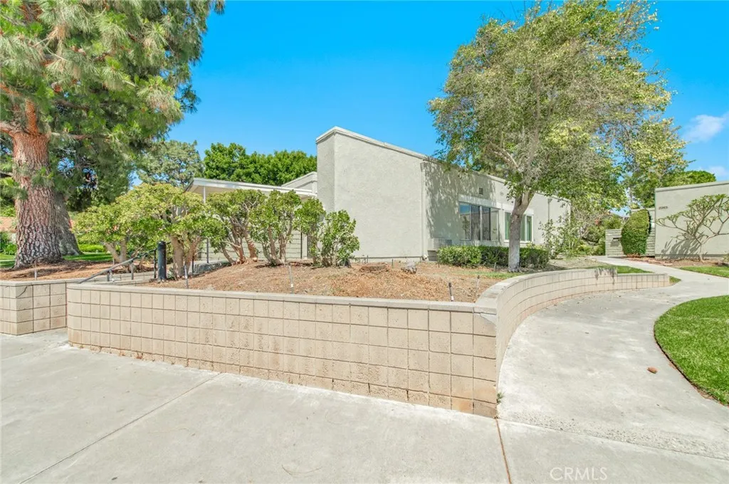 Additional image 46 of 2264 Via Puerta Unit B, Laguna Woods, CA 92637
