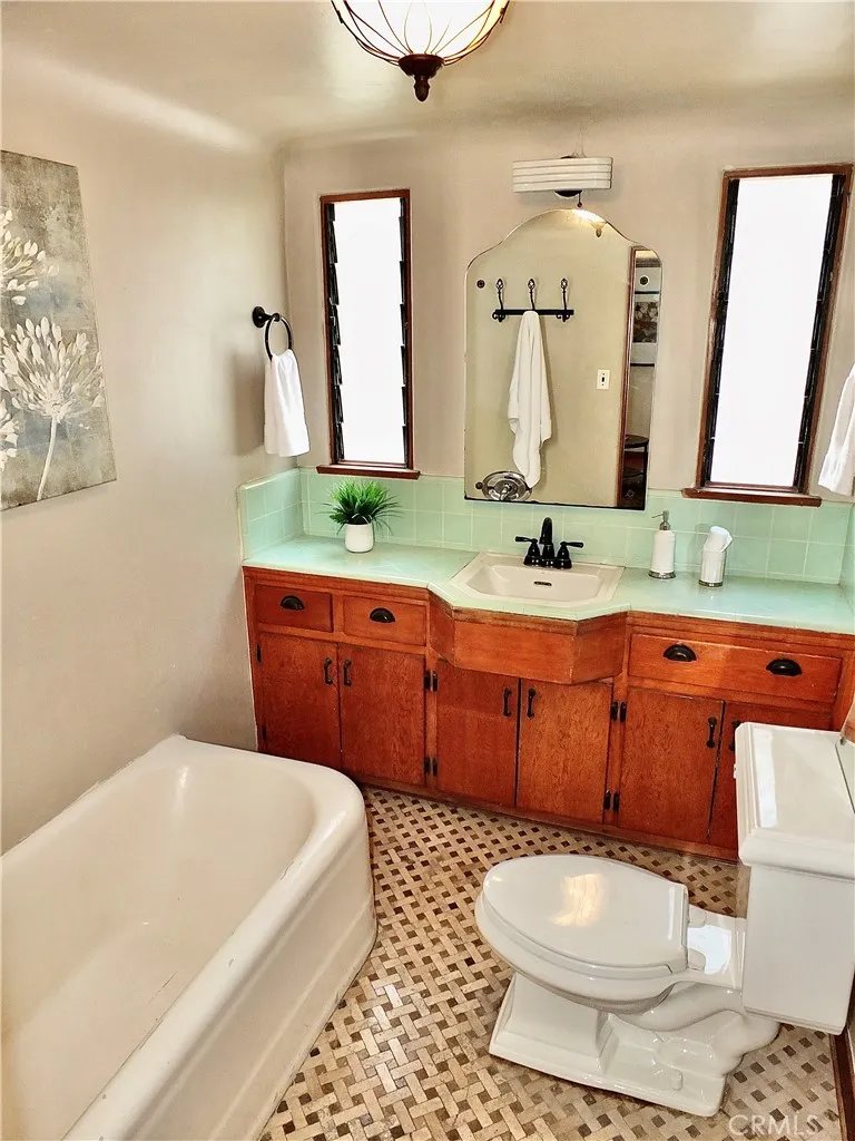Additional image 69 of 3757 Cerritos Avenue, Long Beach, CA 90807
