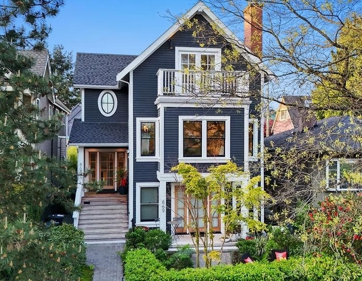 867 Georgia Street E, Vancouver, BC, V6A 2A4