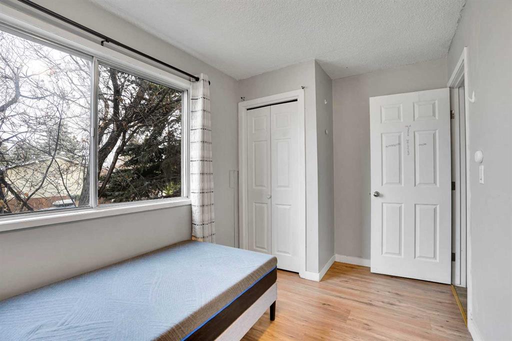 Additional image 6 of 52 Pennsburg Way SE, Calgary, AB, T2A 2J5
