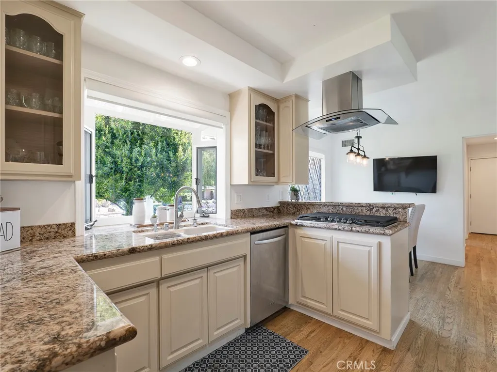 Additional image 16 of 19143 Marilla St, Northridge, CA 91324