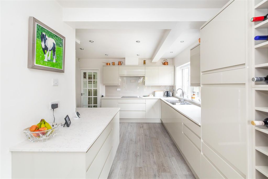 Additional image 3 of 4 bed detached house for saleWoodland Park, Oulton, Leeds LS26