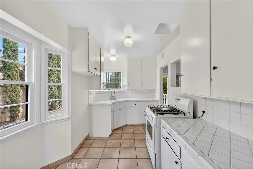 Additional image 17 of 815 E Collins Ave, Orange, CA 92867