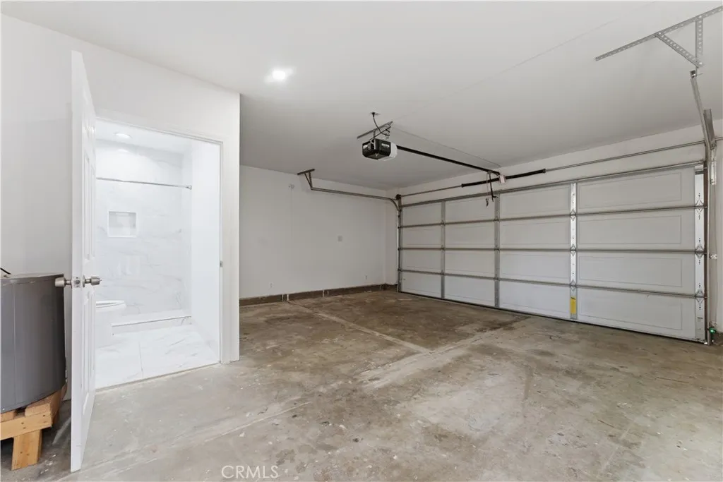 Additional image 92 of 15863 foothill Blvd, Rancho Cascades, CA 91342