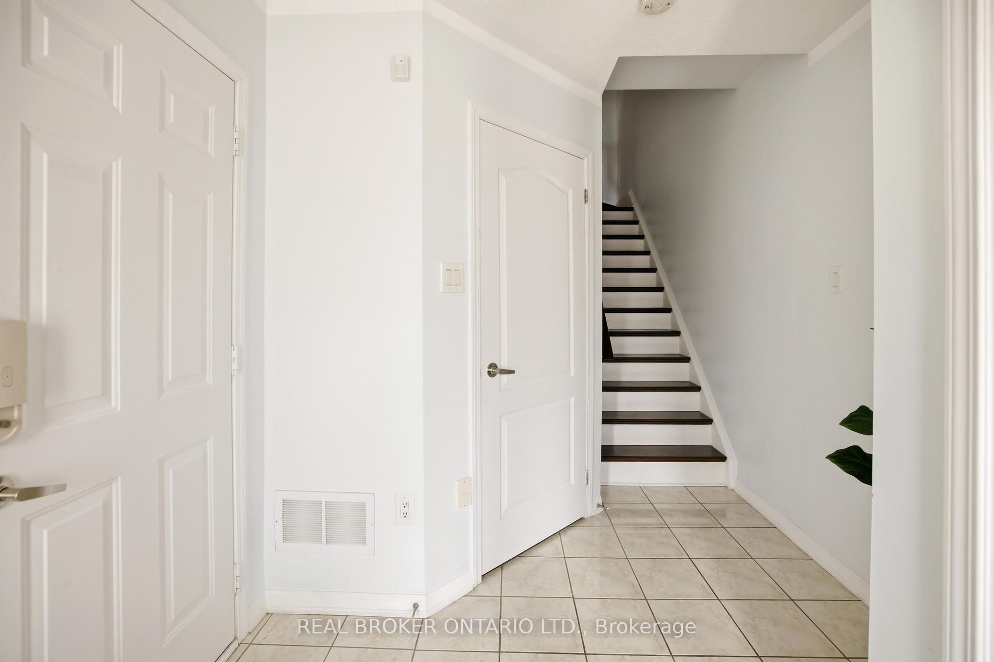Additional image 5 of 806 Shortreed Crescent, Milton, ON, L9T 0E9