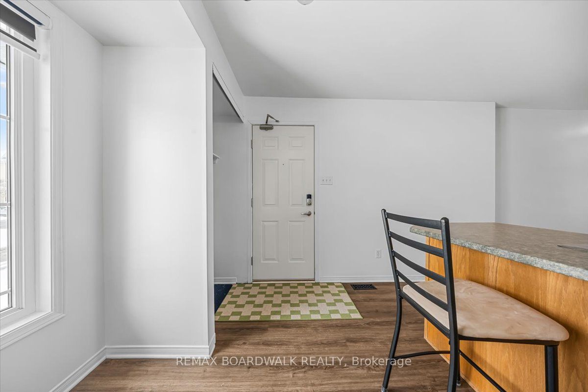 364 Crownridge Drive, Ottawa, ON, K2M 3A4 photo 3