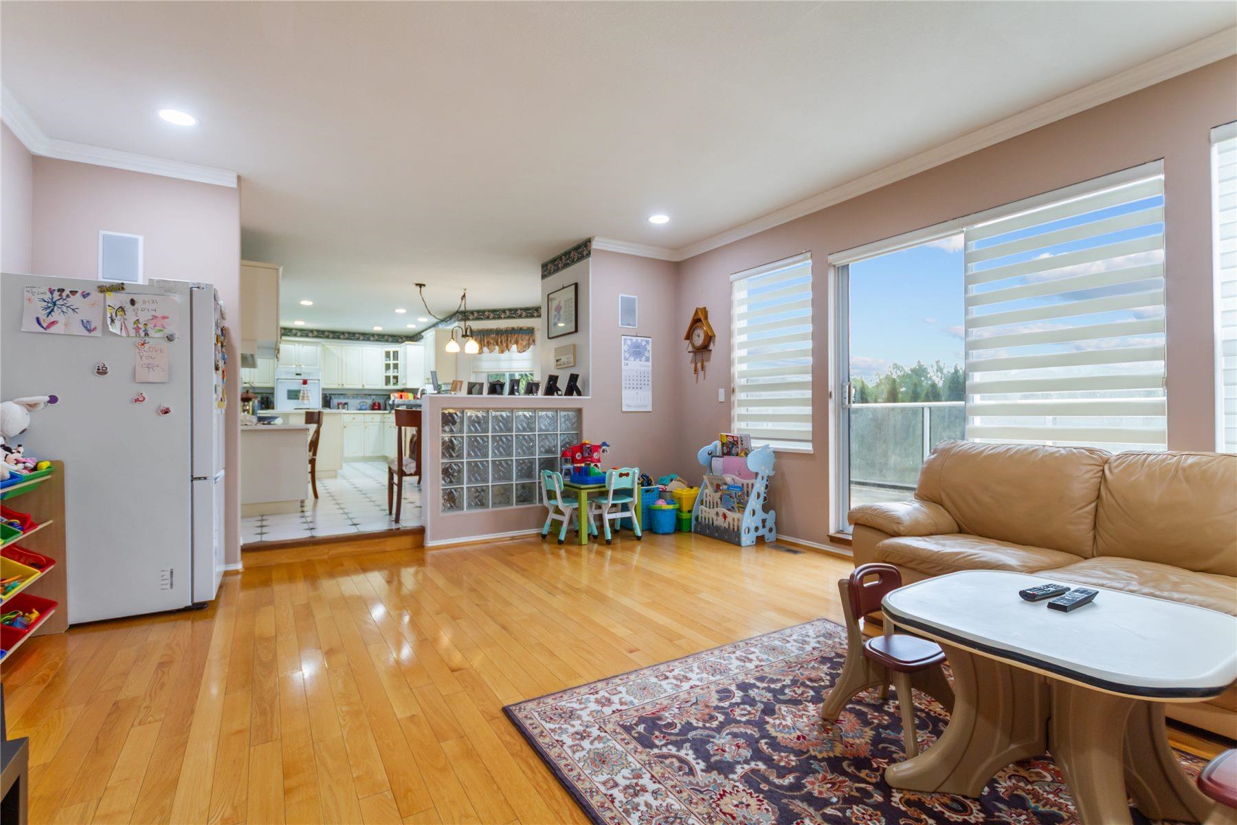 Additional image 6 of 9149 Briar Road, Burnaby, BC, V3N 4X1