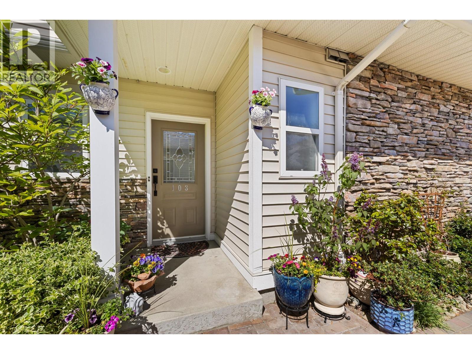Additional image 3 of 103-4049 Lakeshore Road, Kelowna, BC, V1W1V7