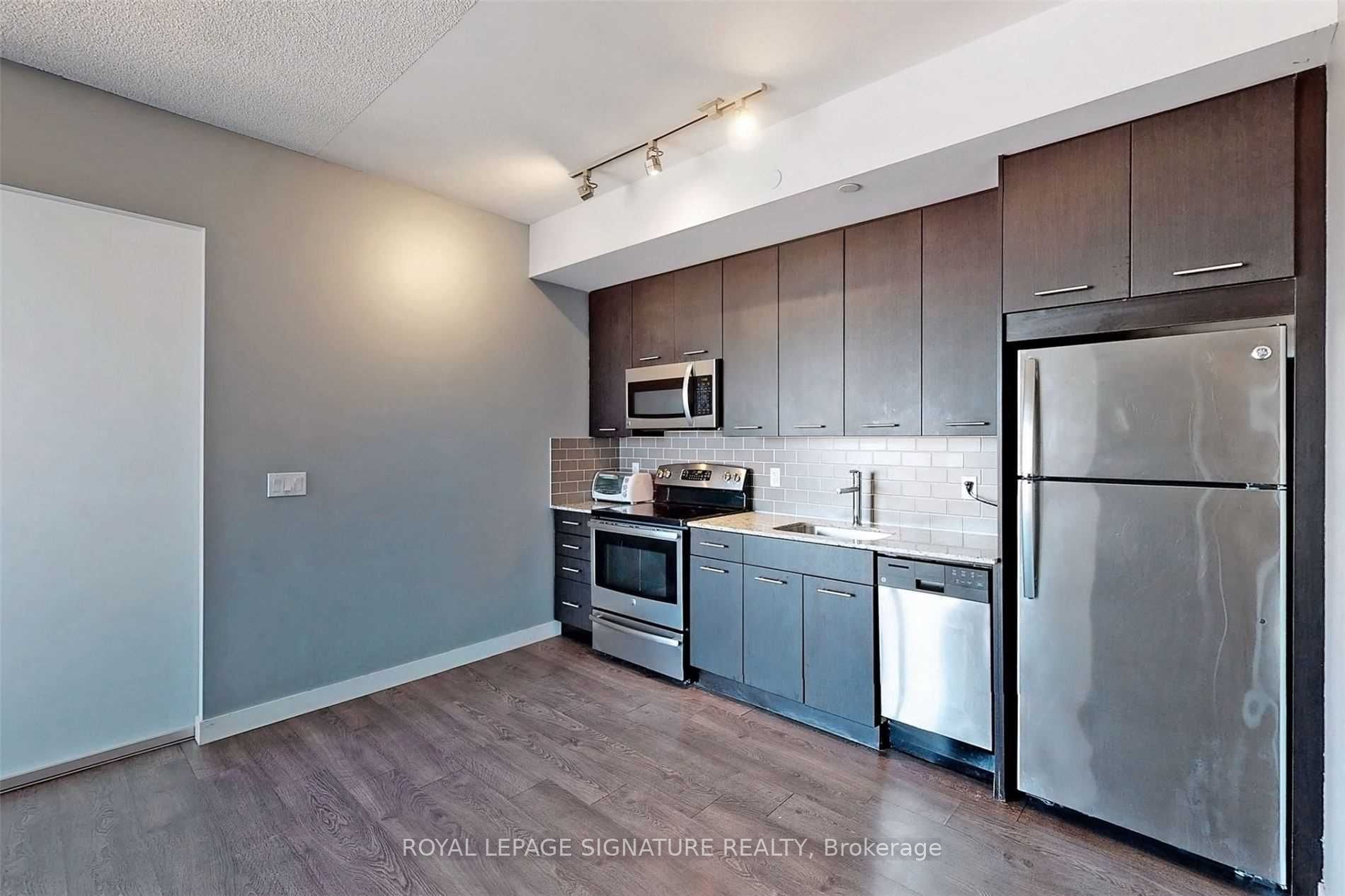 Additional image 6 of 807-2055 Danforth Avenue, Toronto, ON, M4C 1J8