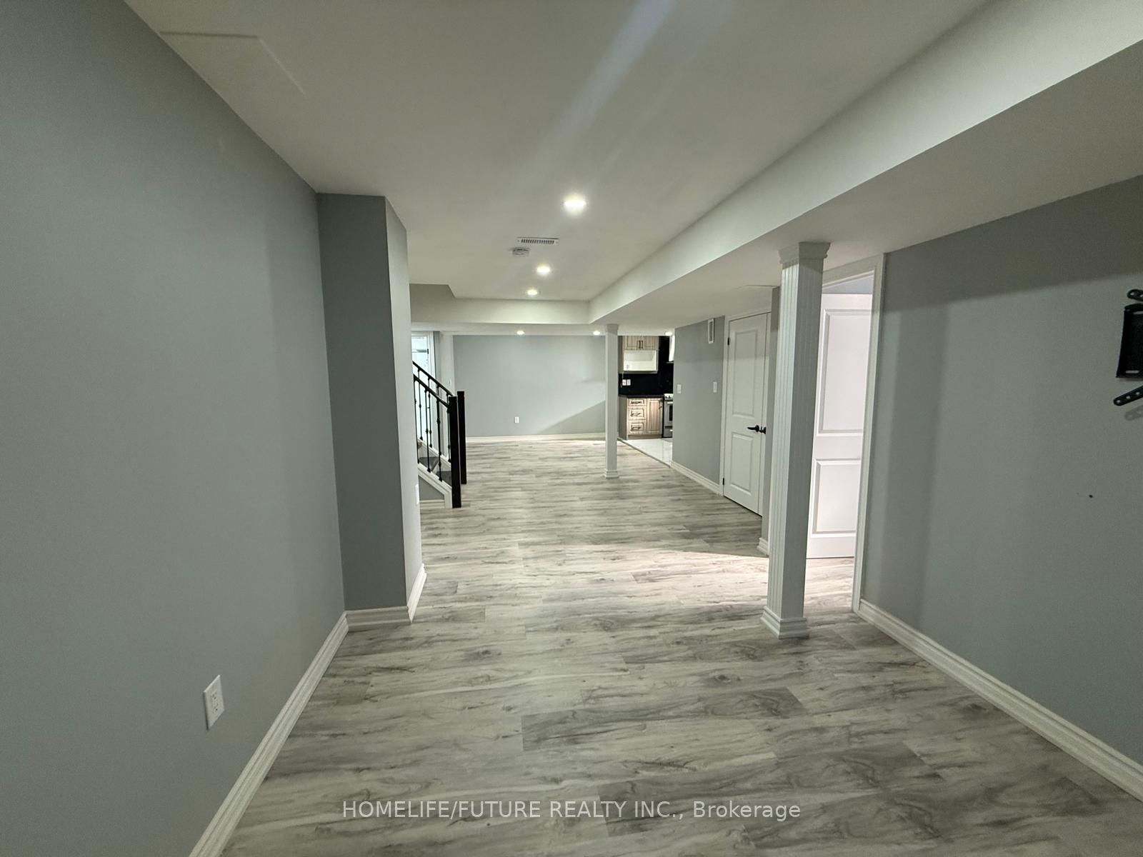 Additional image 3 of Bsmt-19 Fairlee Circle, Whitchurch-stouffville, ON, L4A 0V3