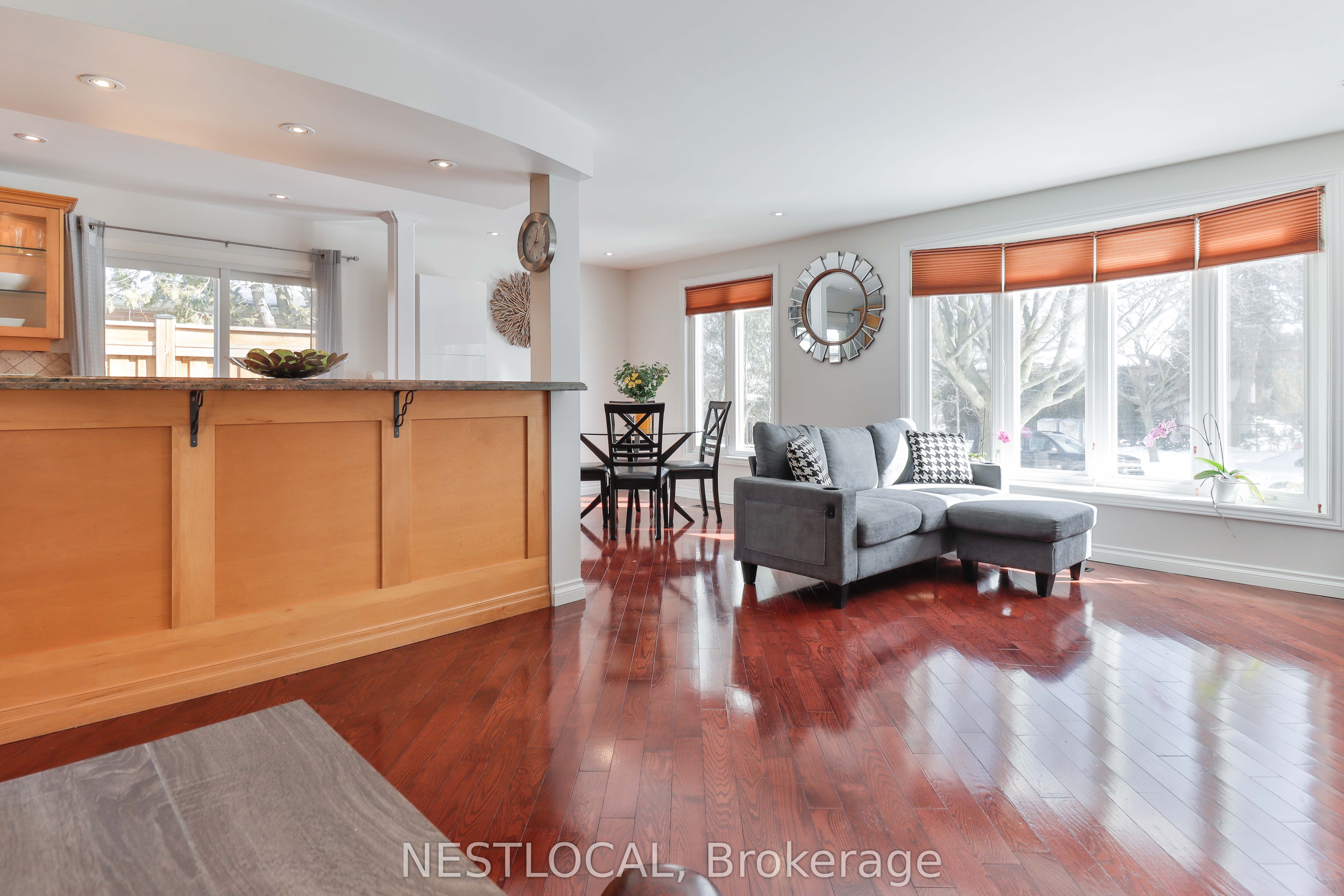 Additional image 3 of 1286 Landfair Crescent, Oakville, ON, L6H 2N3