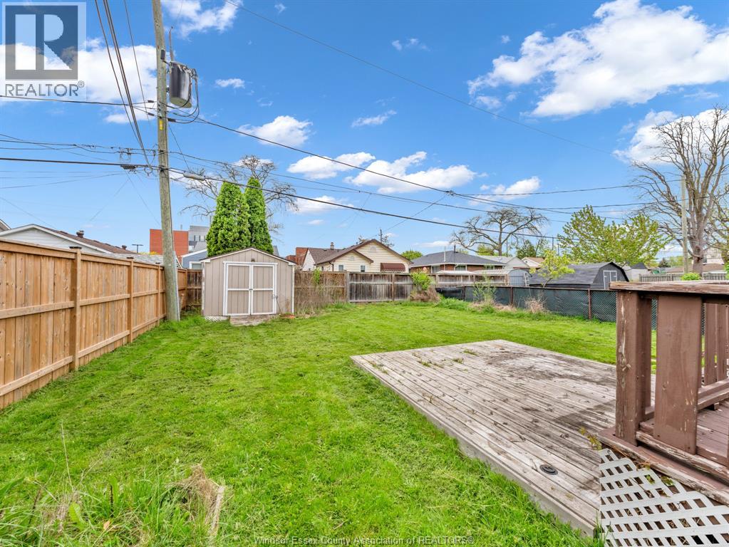 Additional image 4 of 3748 Whitney , Windsor, ON, N9C2C4