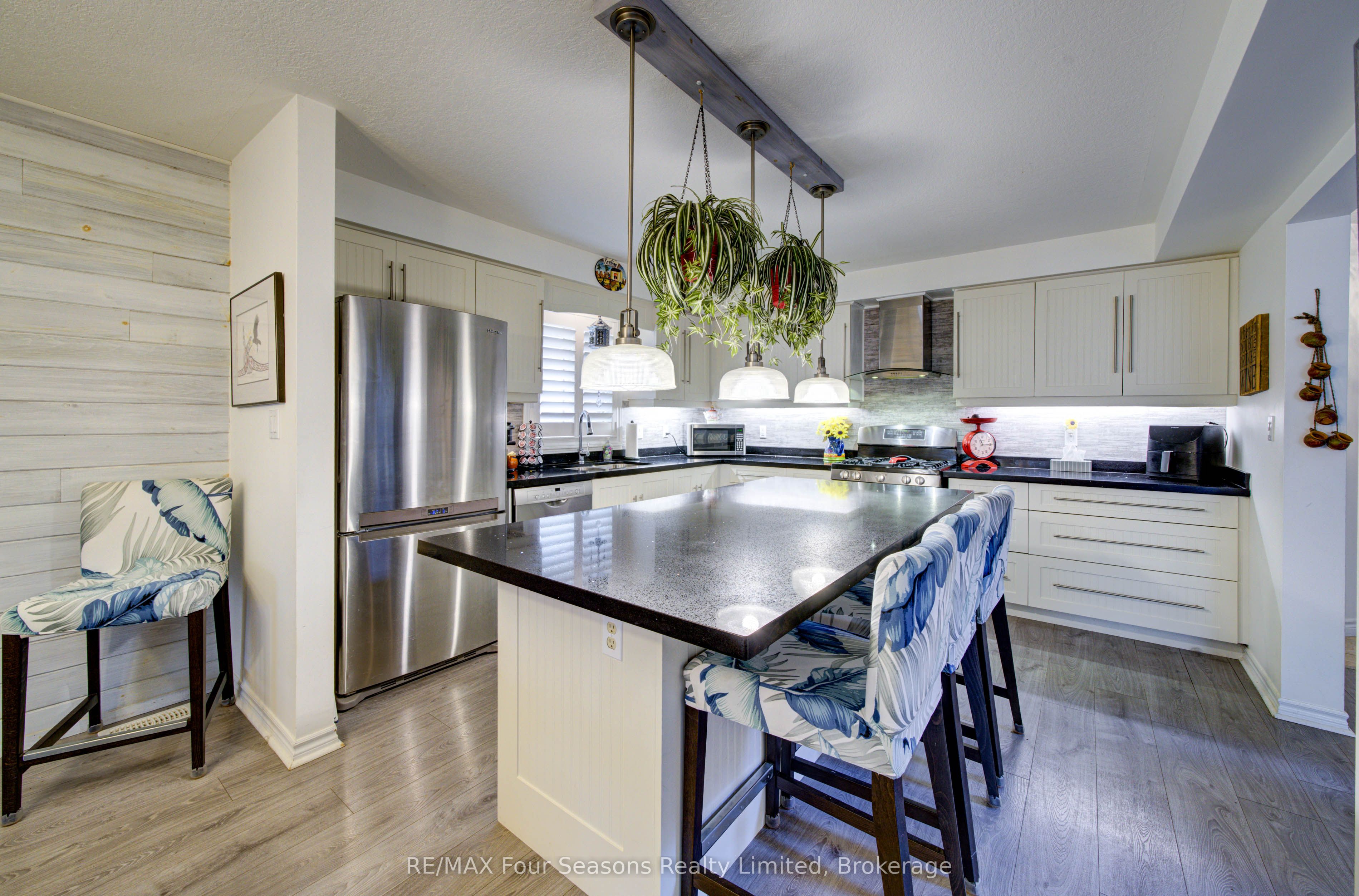 Additional image 6 of 9 Brooke Avenue, Collingwood, ON, L9Y 5K6