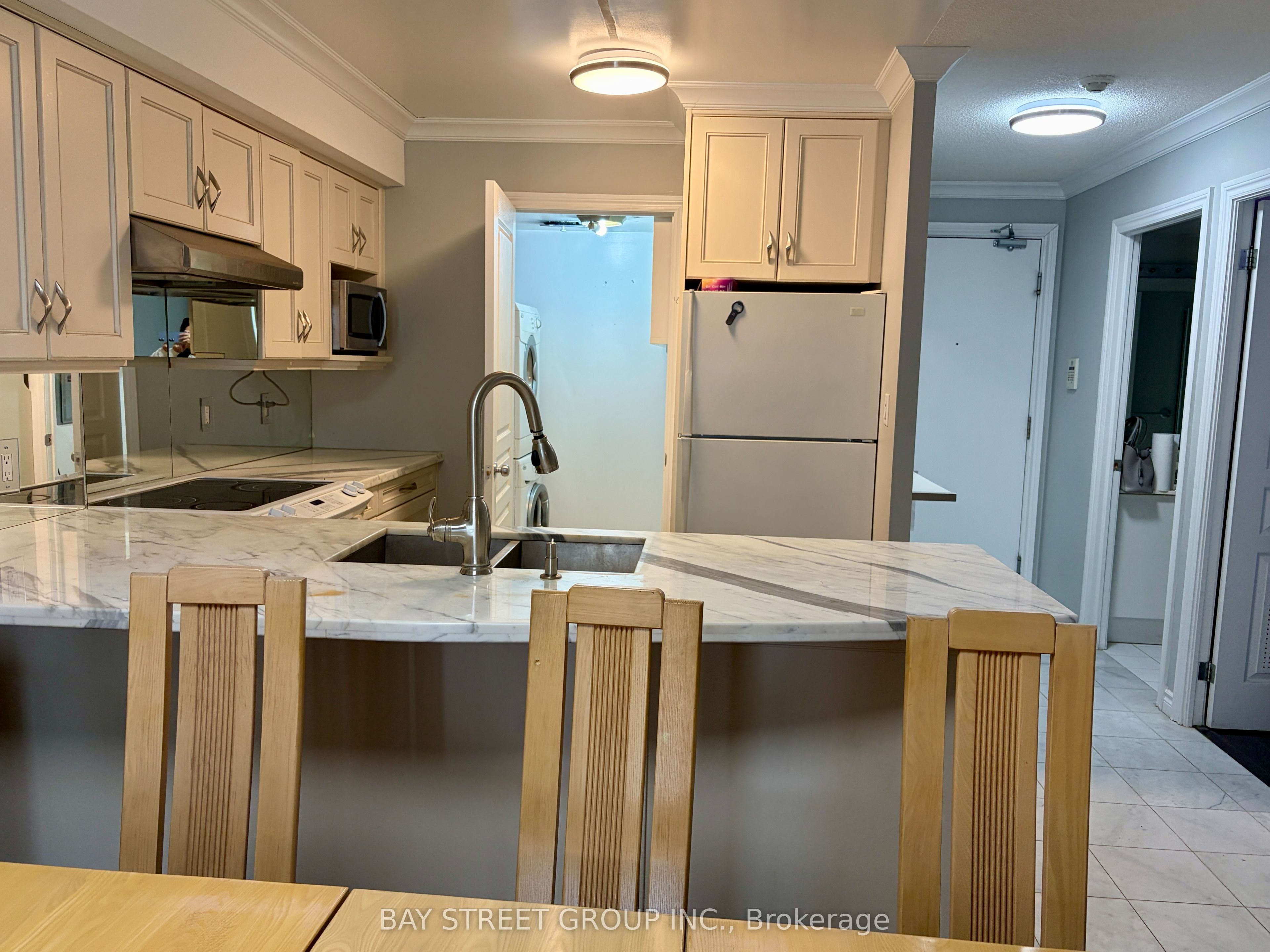 Additional image 6 of 1203-801 Bay Street, Toronto, ON, M5S 1Y9