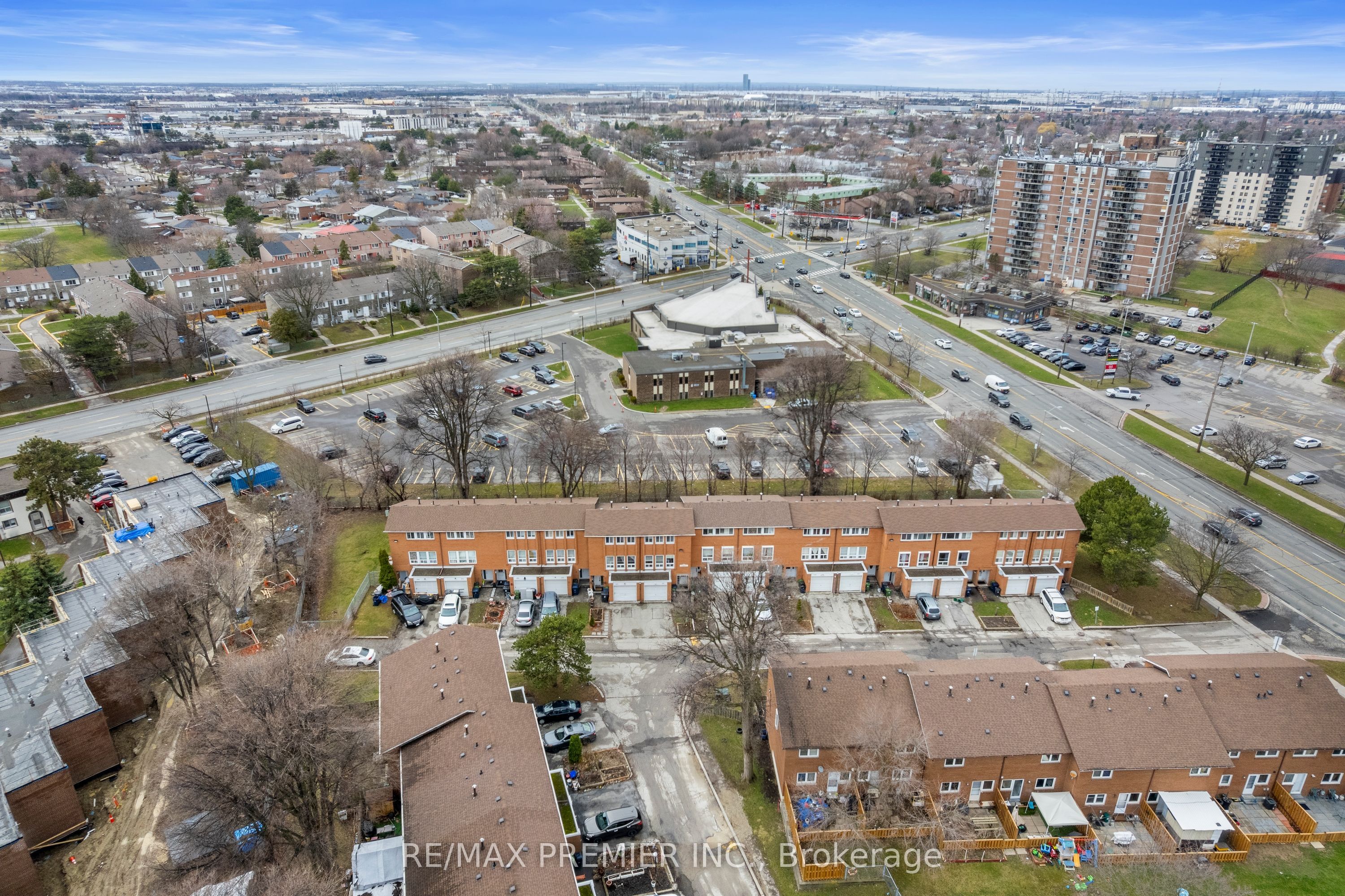 Additional image 2 of 292-1605 Albion Road, Toronto, ON, M9V 1B6