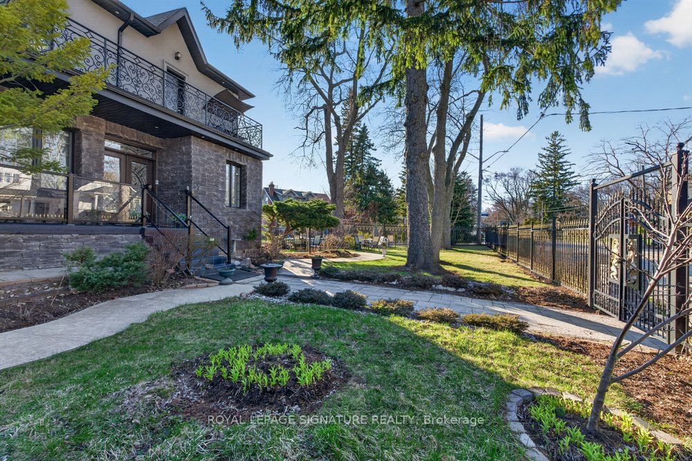 32 Cliffcrest Drive, Toronto, ON, M1M 2K2 photo 4