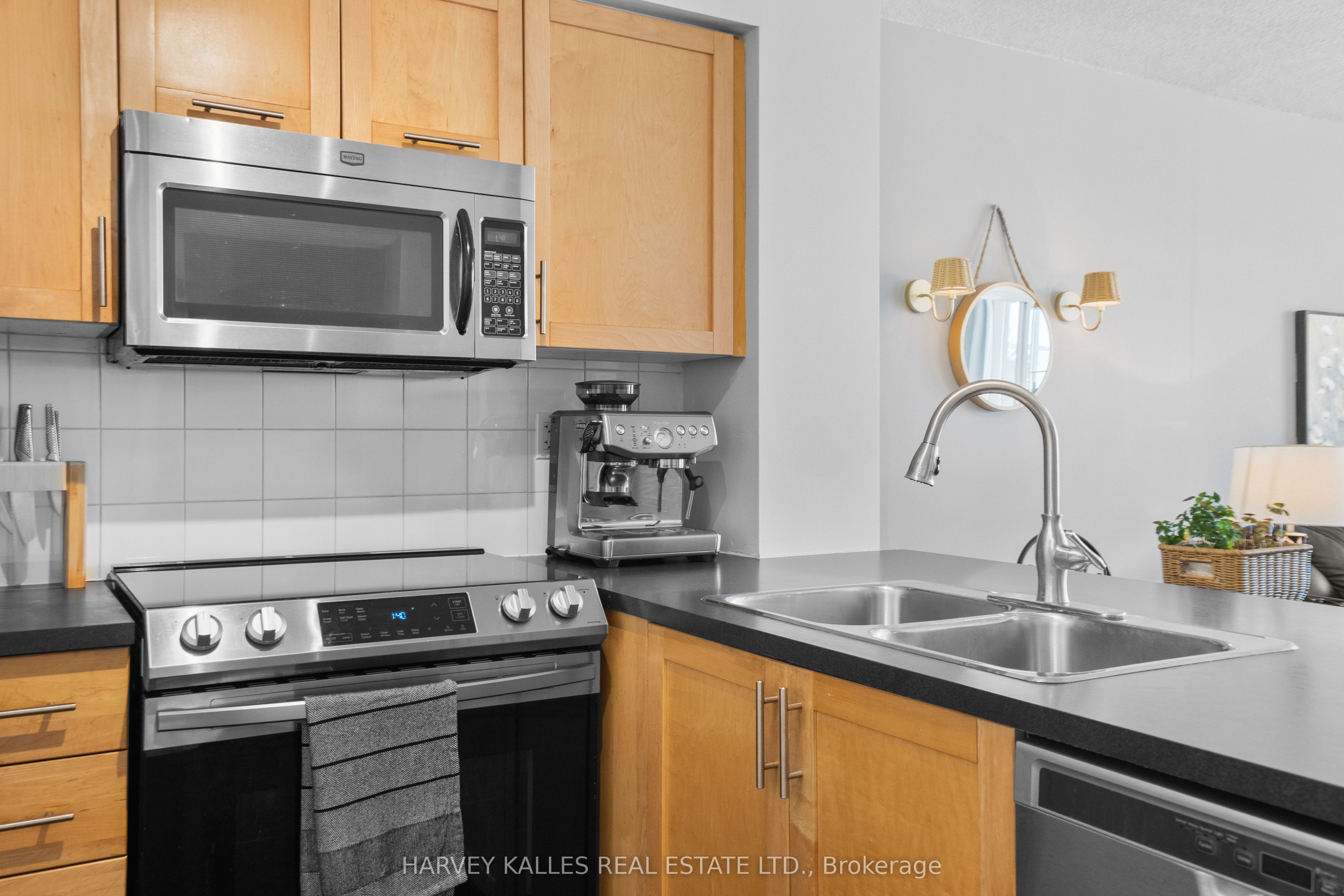 Additional image 5 of 803-650 Queens Quay W, Toronto, ON, M5V 3N2