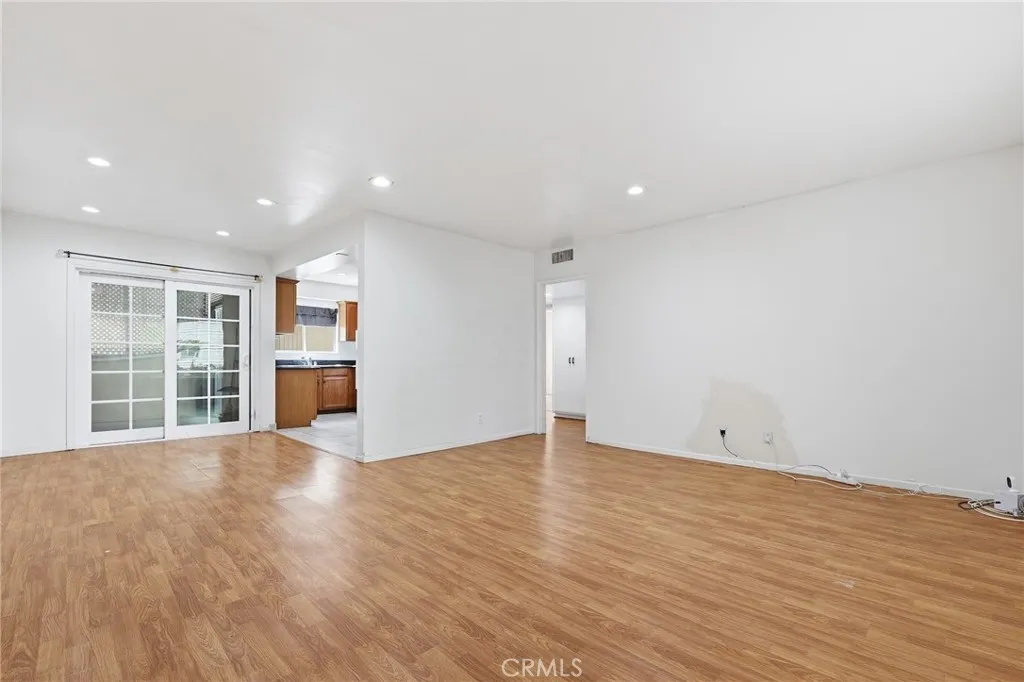 Additional image 33 of 330 N Howard Street Unit 108, Glendale, CA 91206