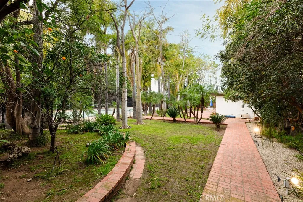 Additional image 46 of 22723 Erwin St, Woodland Hills, CA 91367