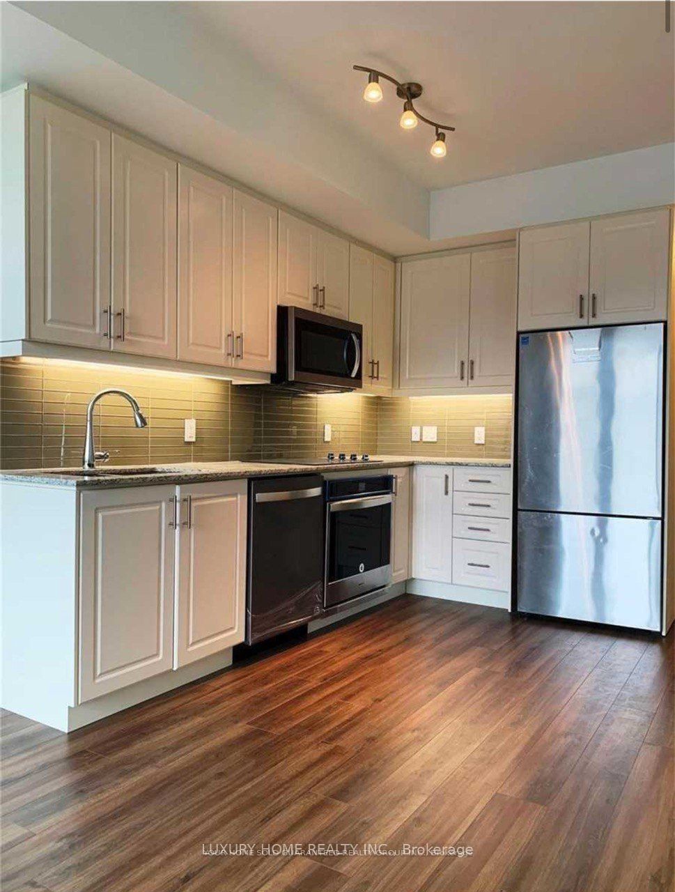 Additional image 2 of 303-9618 Yonge Street, Richmond Hill, ON, L4C 0X5