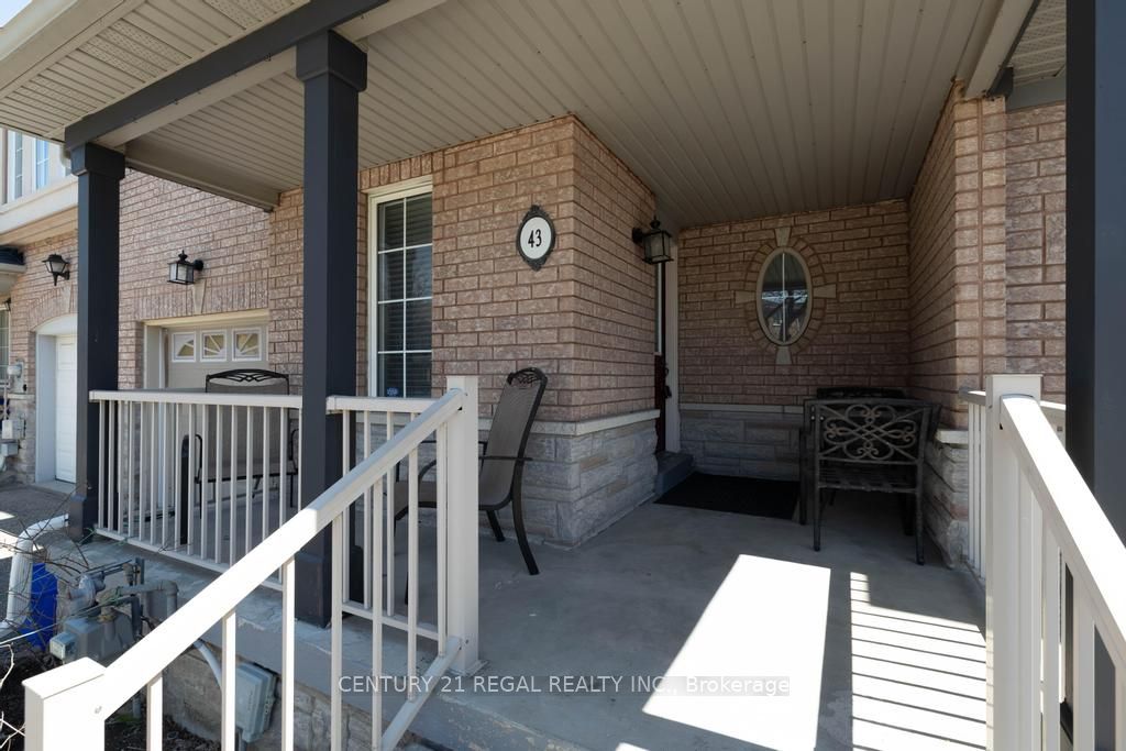 Additional image 4 of 43 Waterton Crescent, Richmond Hill, ON, L4B 4L2