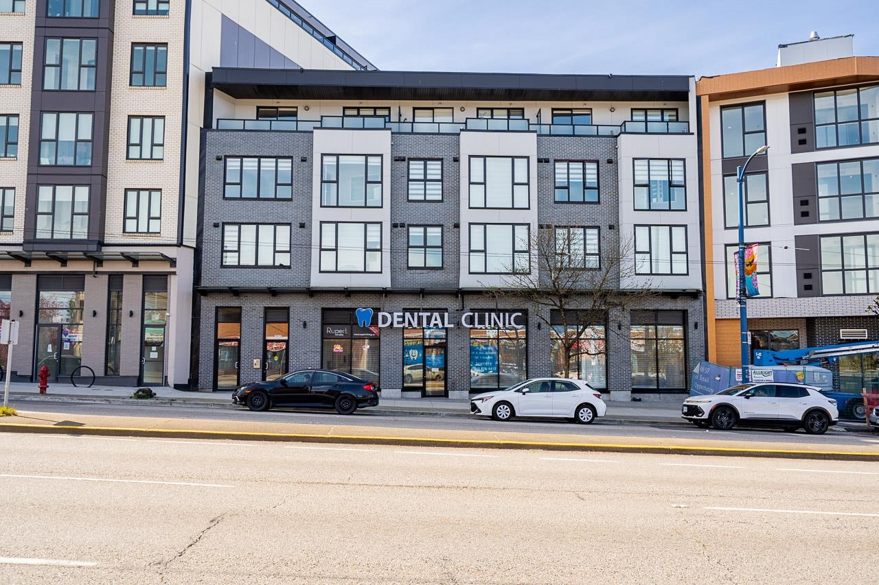 Additional image 2 of 307-3050 Kingsway , Vancouver, BC, V5R 5J7