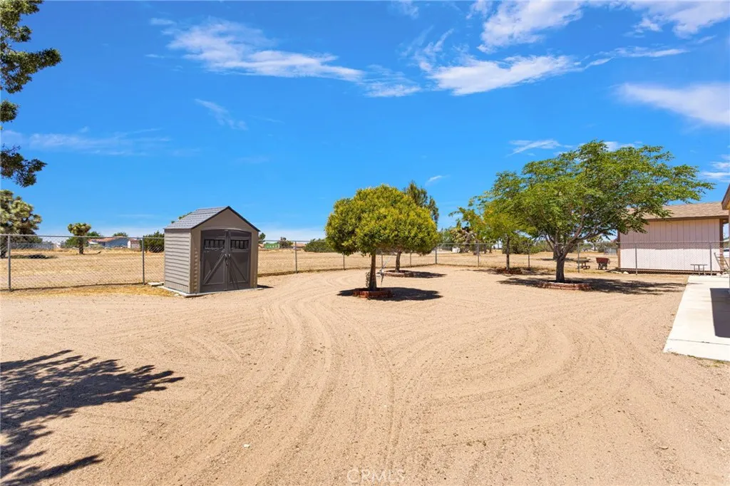 Additional image 46 of 9872 Aster Rd, Oak Hills, CA 92344