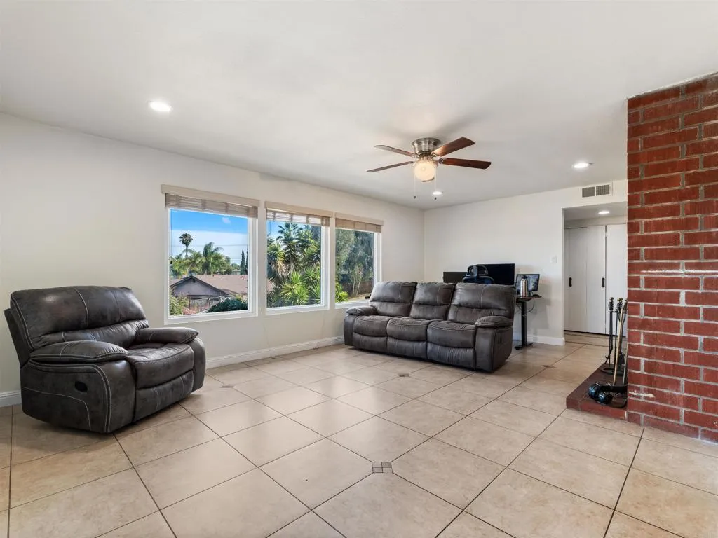 Additional image 9 of 2443 Helix Street, Spring Valley, CA 91977