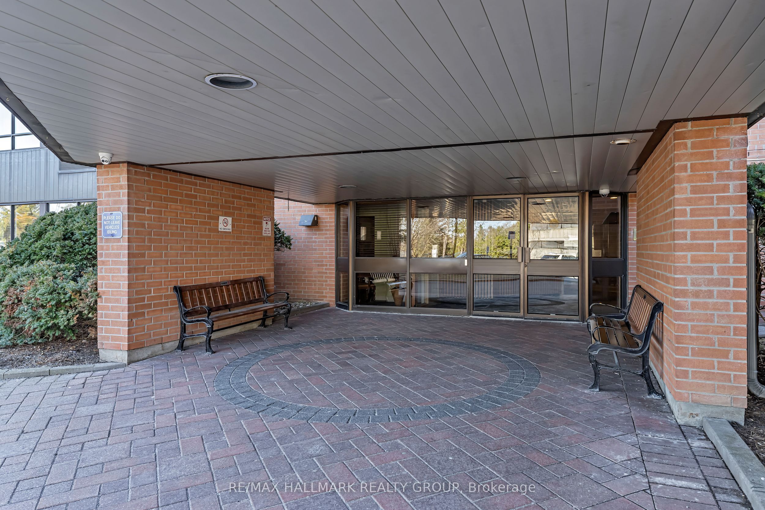 Additional image 3 of 704-80 Sandcastle Drive, Ottawa, ON, K2H 9E7