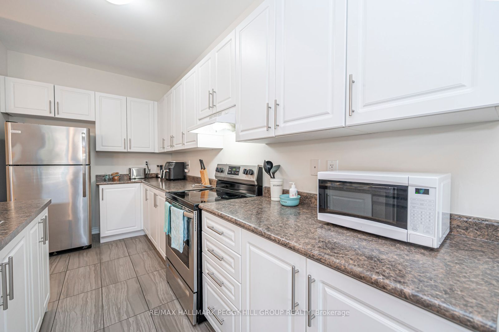 Additional image 5 of 36 Sasco Way, Essa, ON, L3W 0C8