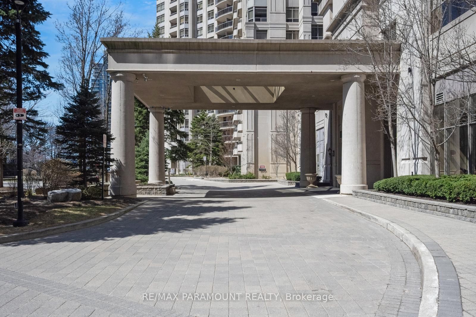 Additional image 3 of 616-25 Kingsbridge Garden Circle, Mississauga, ON, L5R 4B1