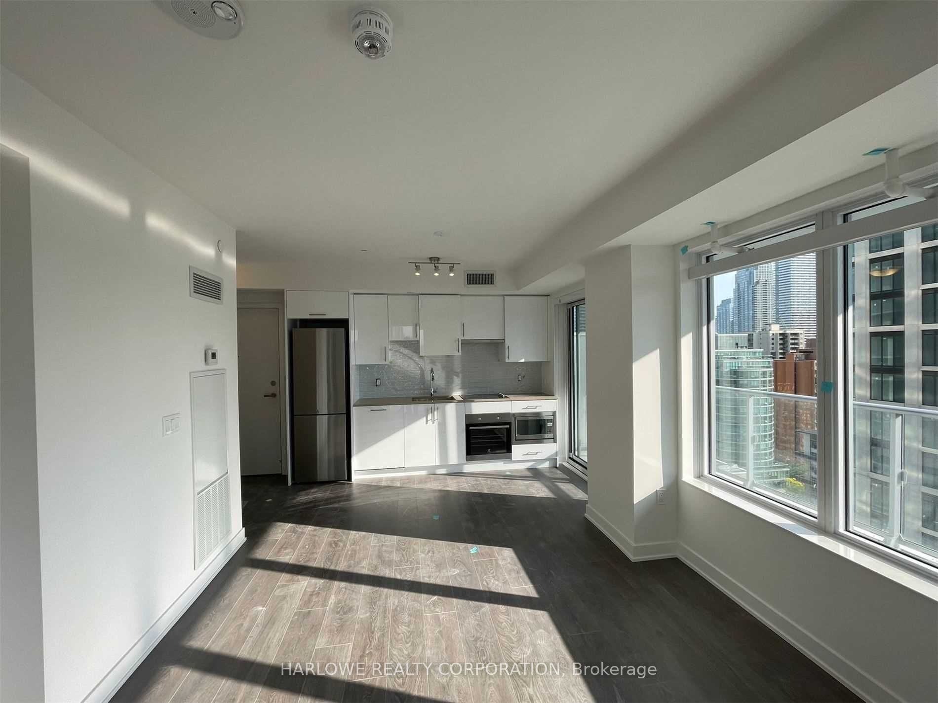 1710 Nt-99 Broadway Avenue, Toronto, ON, M4P 1V2