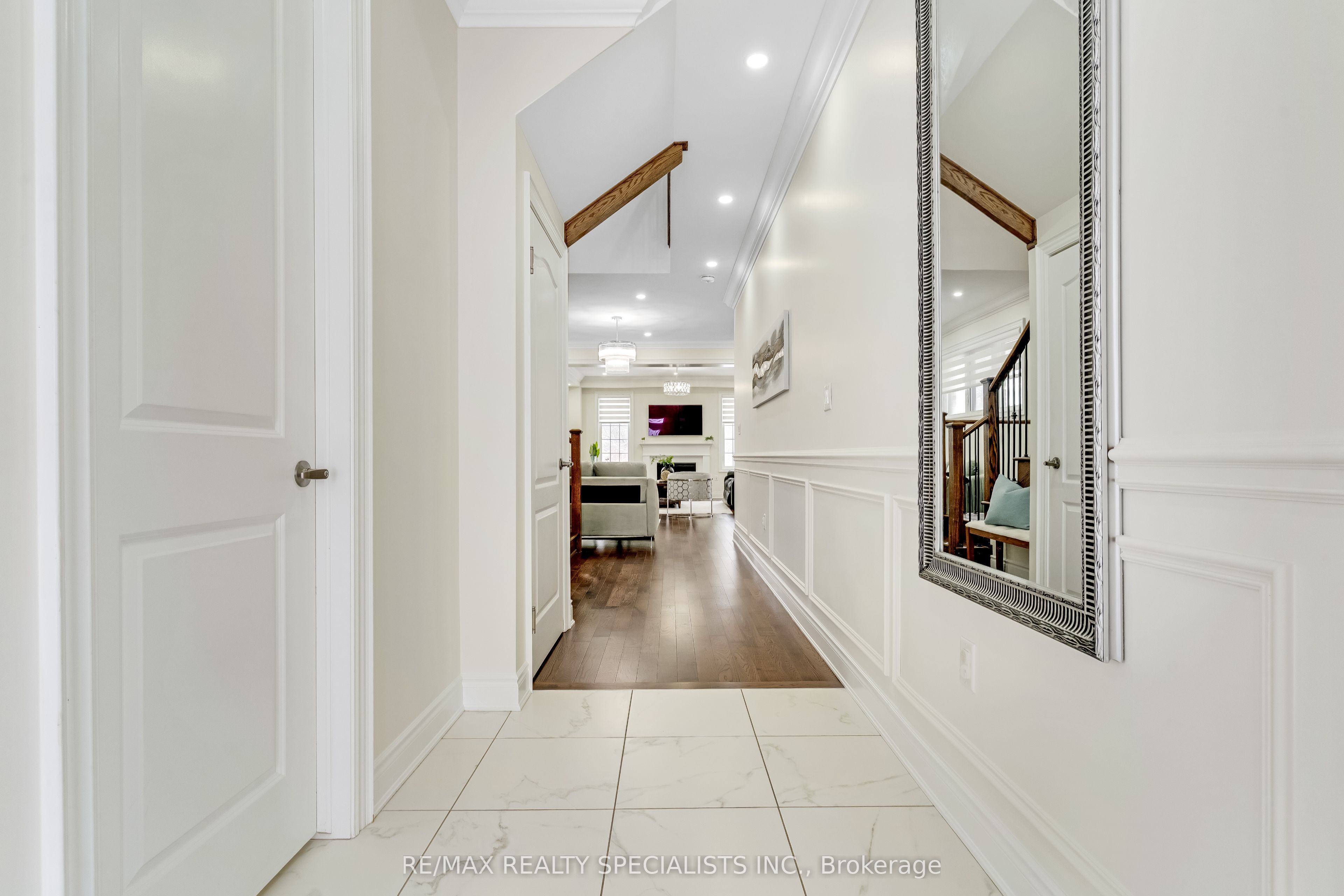 Additional image 6 of 602 Queen Mary Drive, Brampton, ON, L7A 5H4