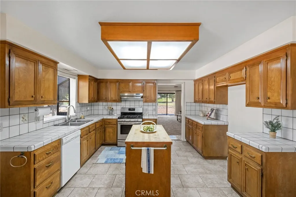 Additional image 22 of 14805 Greenbriar Road, Helendale, CA 92342