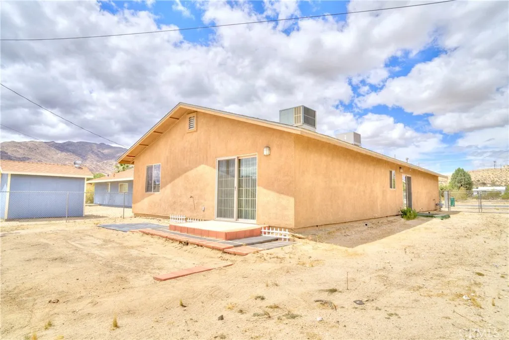 Additional image 55 of 6627 Smoketree Ave, 29 Palms, CA 92277