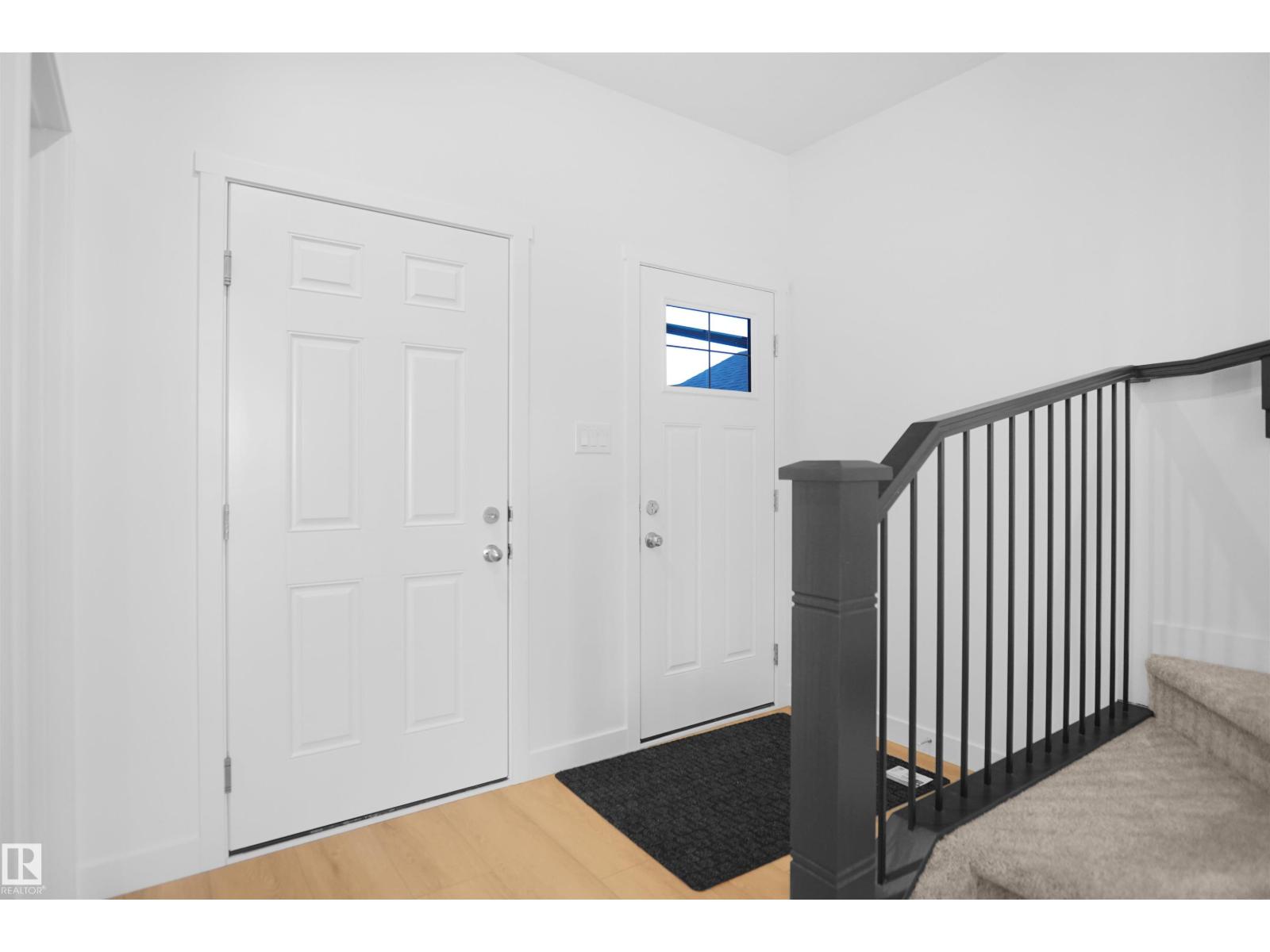 Additional image 2 of 1932 210 Street NW, Edmonton, AB, T6M1P7