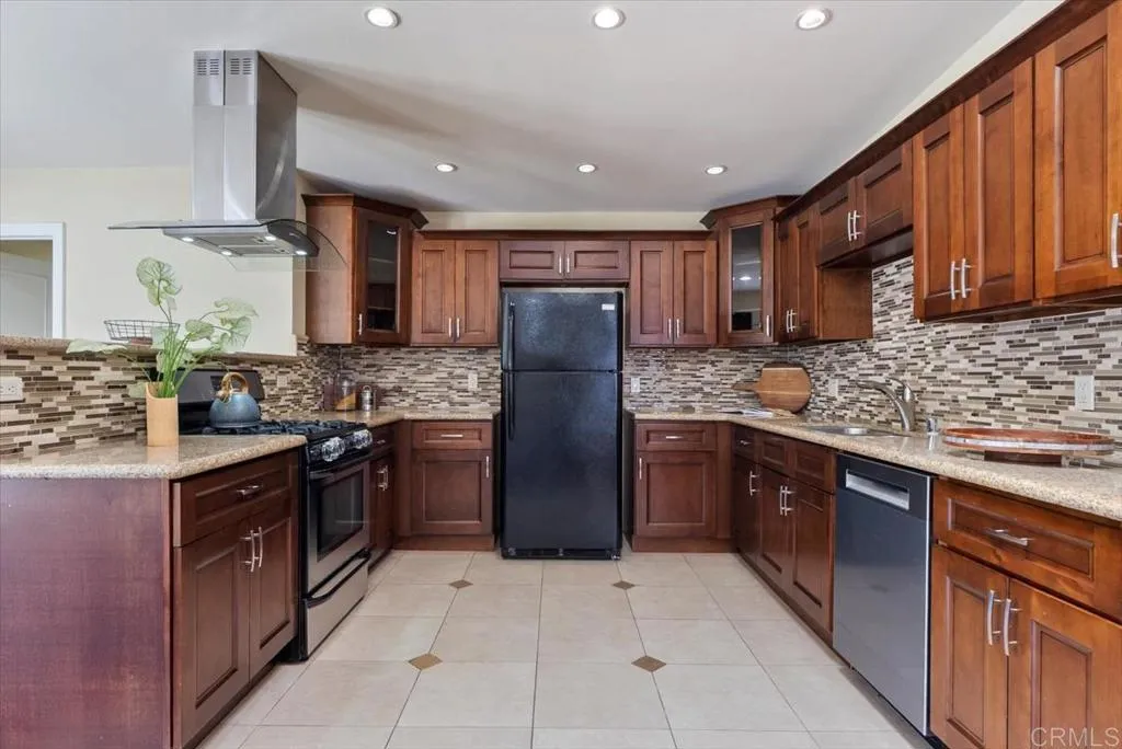 Additional image 13 of 7740 Lindley Avenue, Reseda, CA 91335