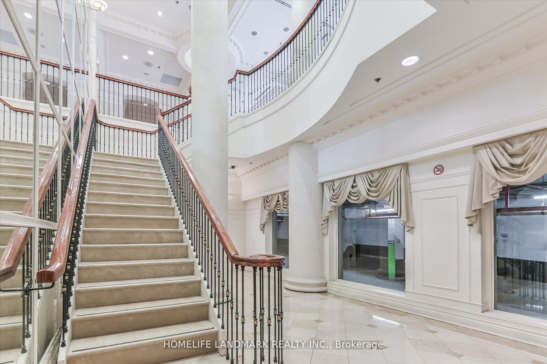 Additional image 2 of 206-18 Sommerset Way, Toronto, ON, M2N 6X5