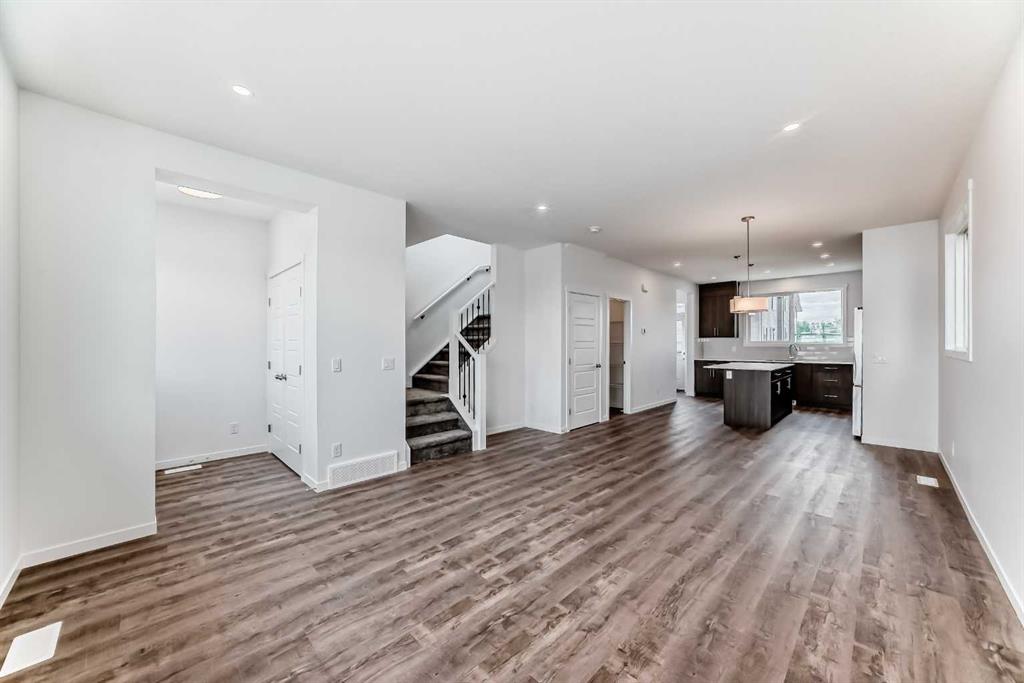 Additional image 6 of 72 Wedderburn Drive , Okotoks, AB, T1S5X2