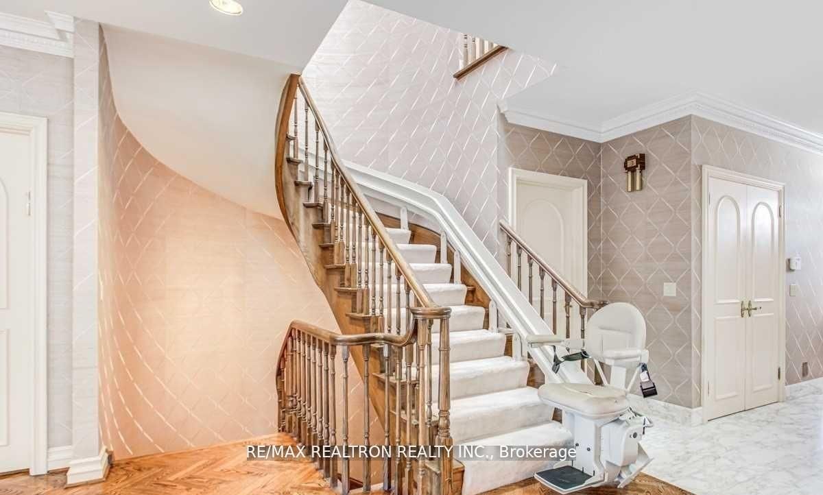 Additional image 6 of 29 Sultana Avenue, Toronto, ON, M6A 1T2