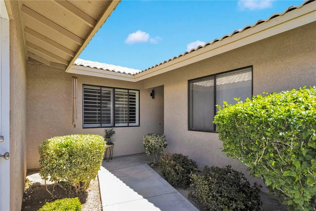 Additional image 2 of 27535 Lakeview Dr Unit 61, Helendale, CA 92342