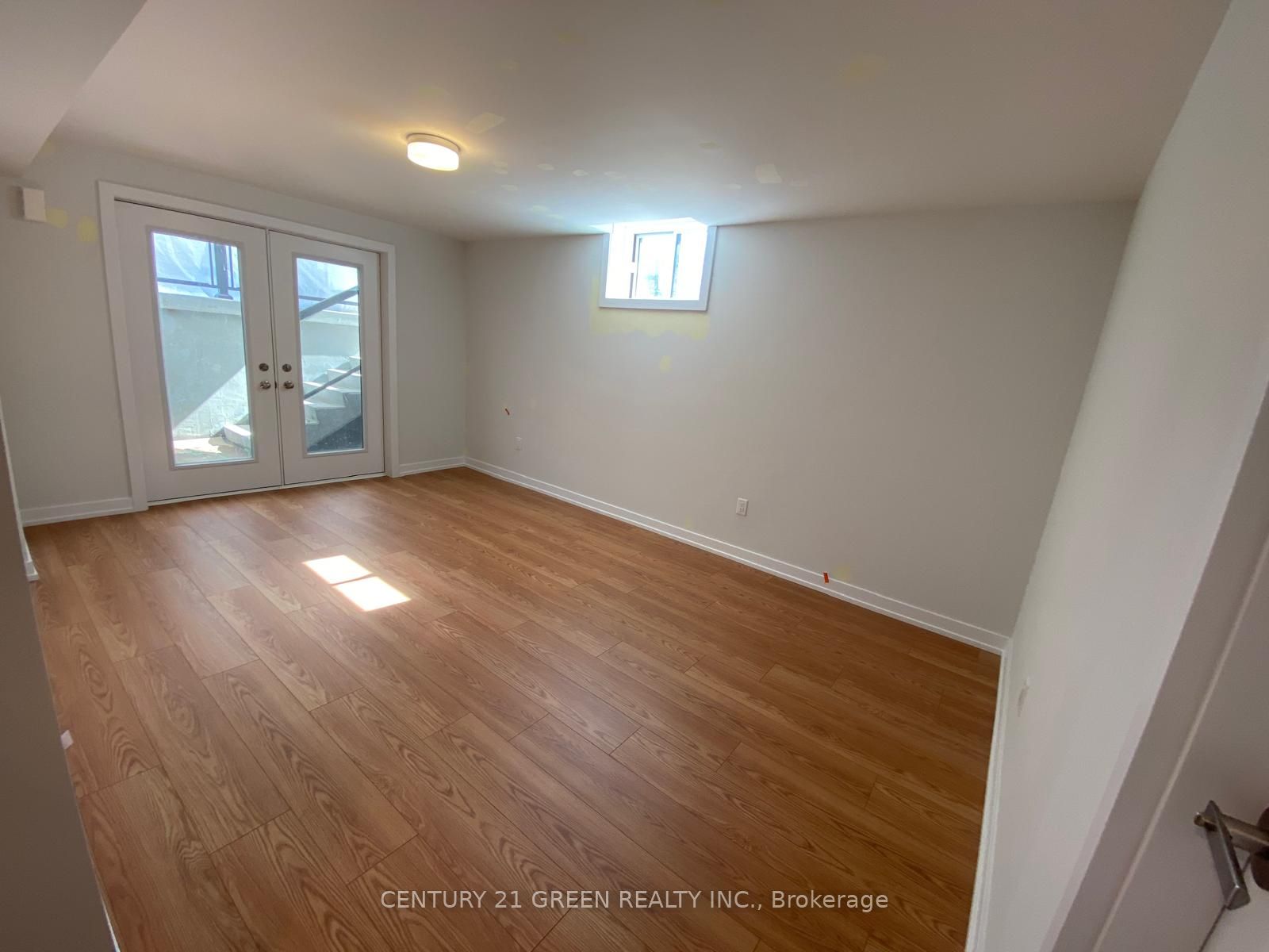 Lower-29 Danielle Moore Circle, Toronto, ON, M1P 3S5
