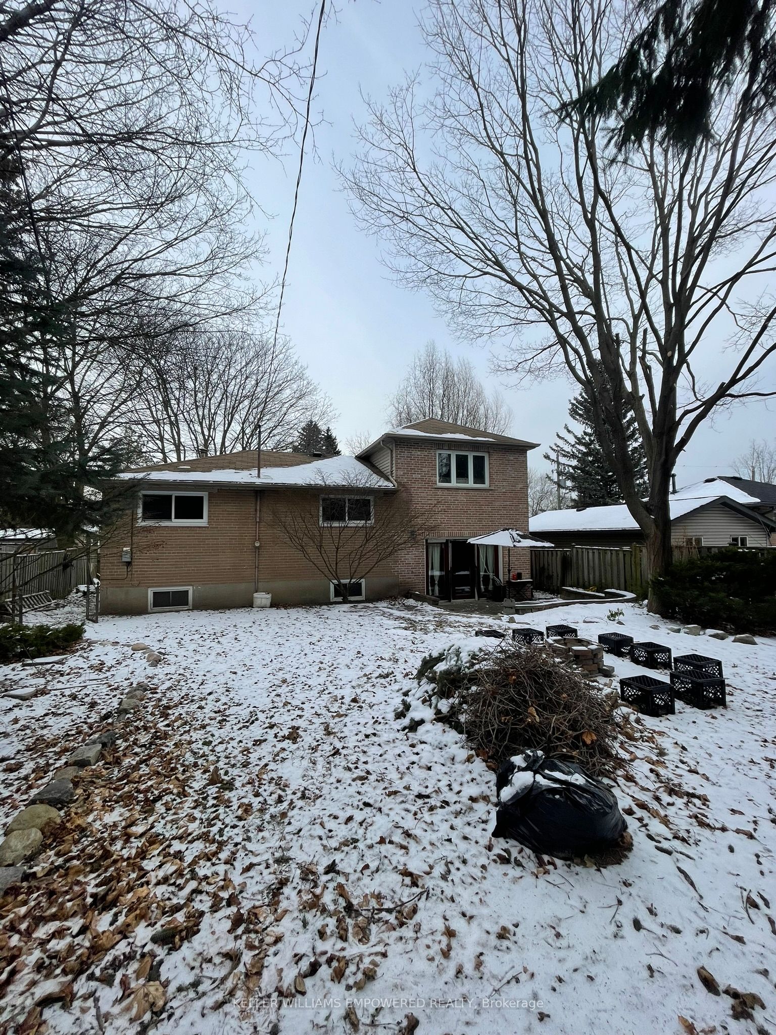 Additional image 2 of 28 Foreht Crescent, Aurora, ON, L4G 3E8