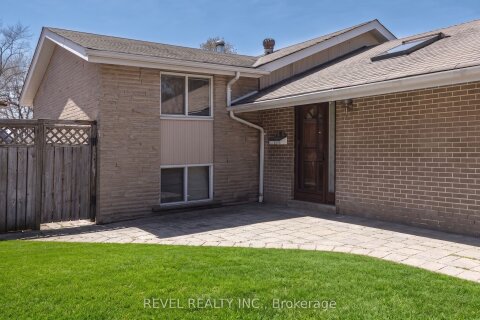 Additional image 8 of 4 Oakley Boulevard, Toronto, ON, M1P 3P2
