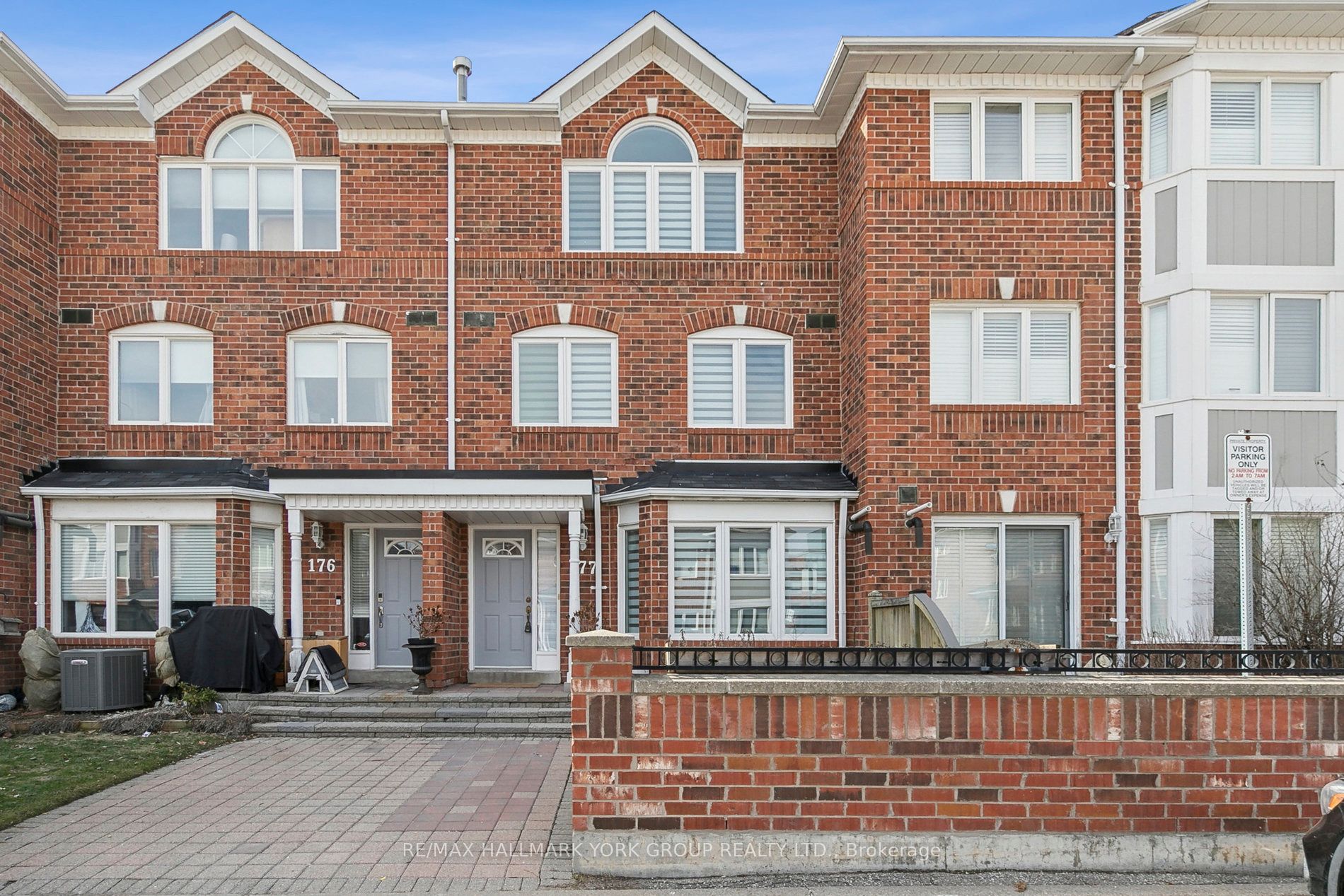 177-18 Clark Avenue W, Vaughan, ON, L4J 8H1