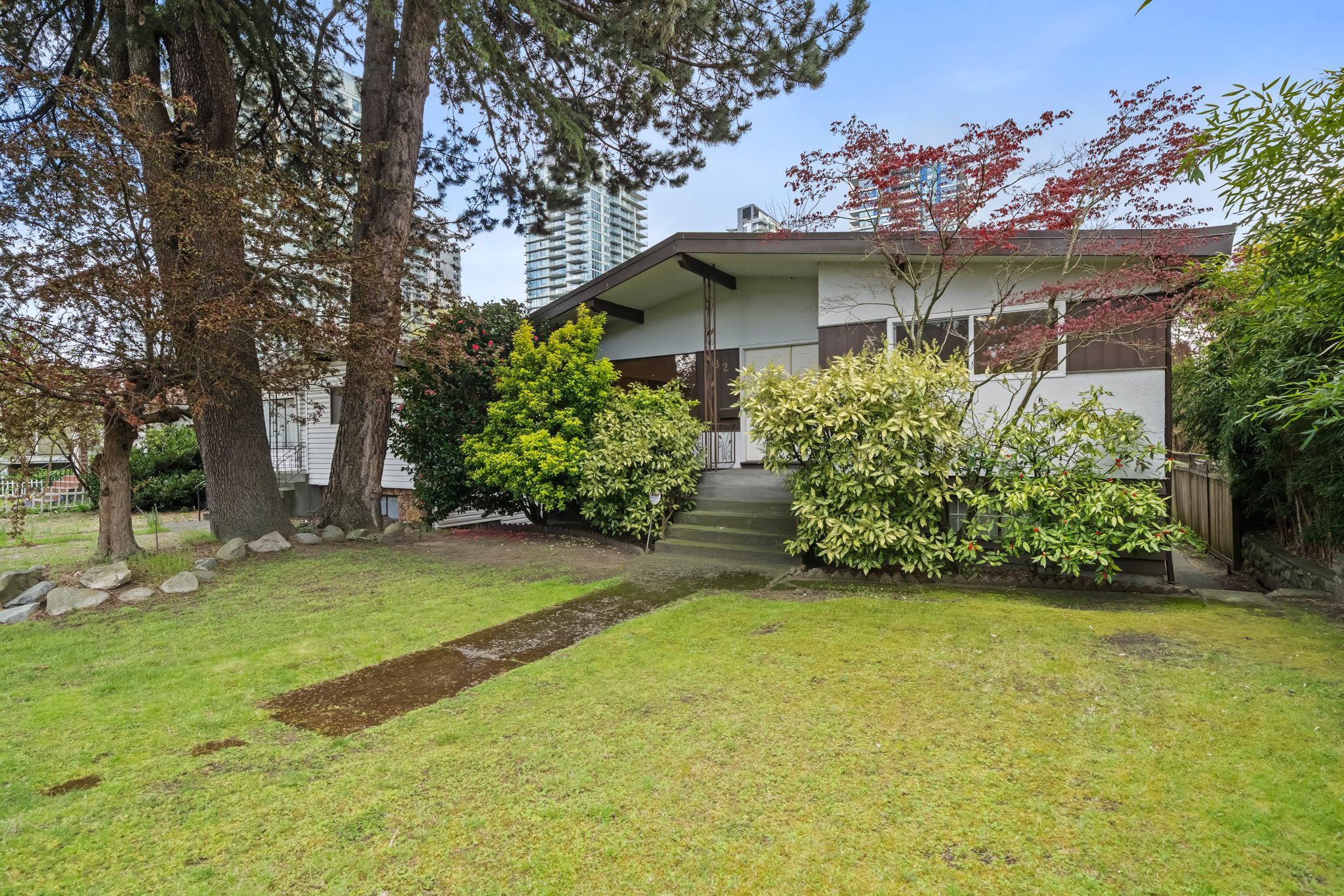 532 64th Avenue W, Vancouver, BC, V6P 2K9