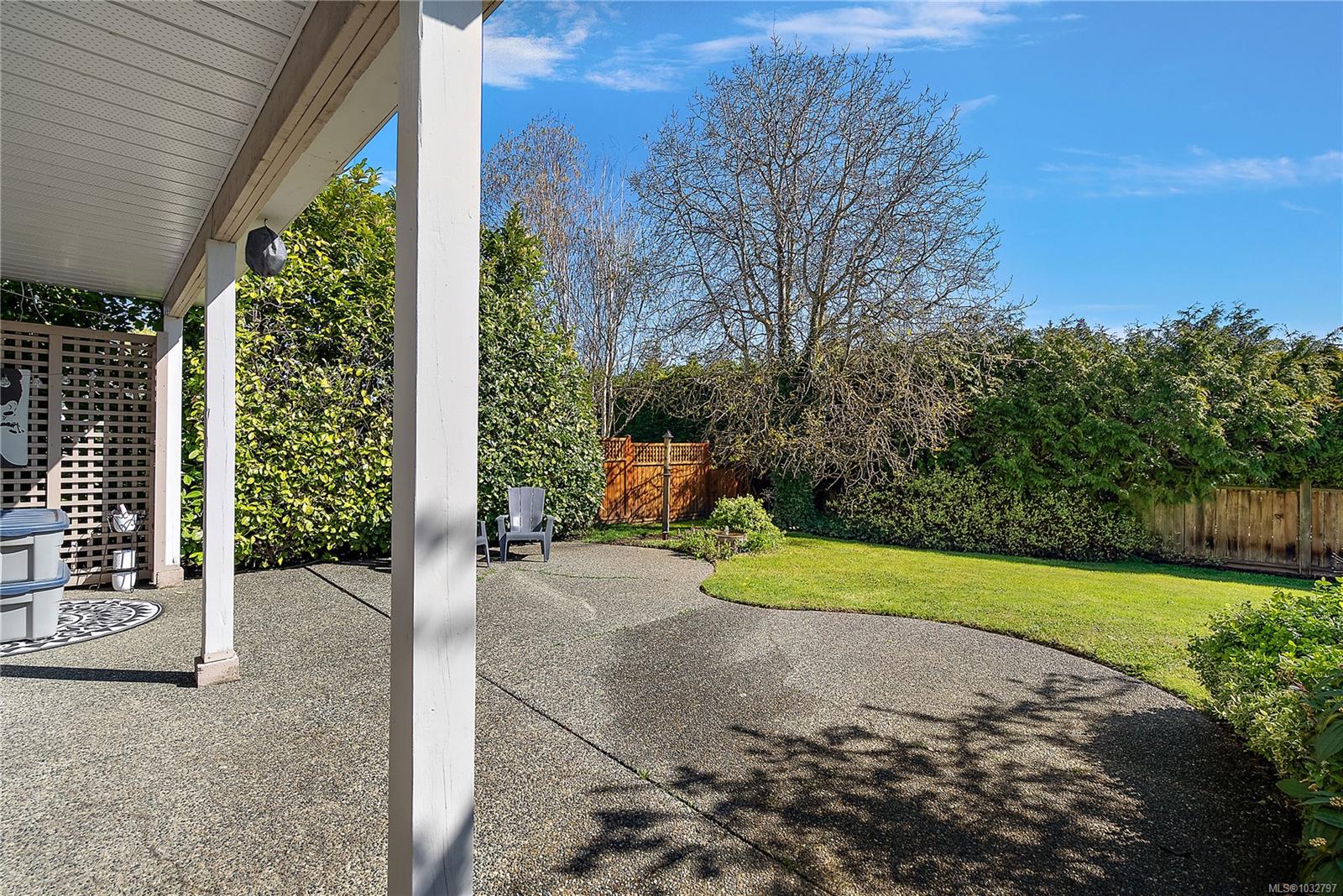 Additional image 2 of 10347 Bowerbank Road, Sidney, BC, V8L 3L6