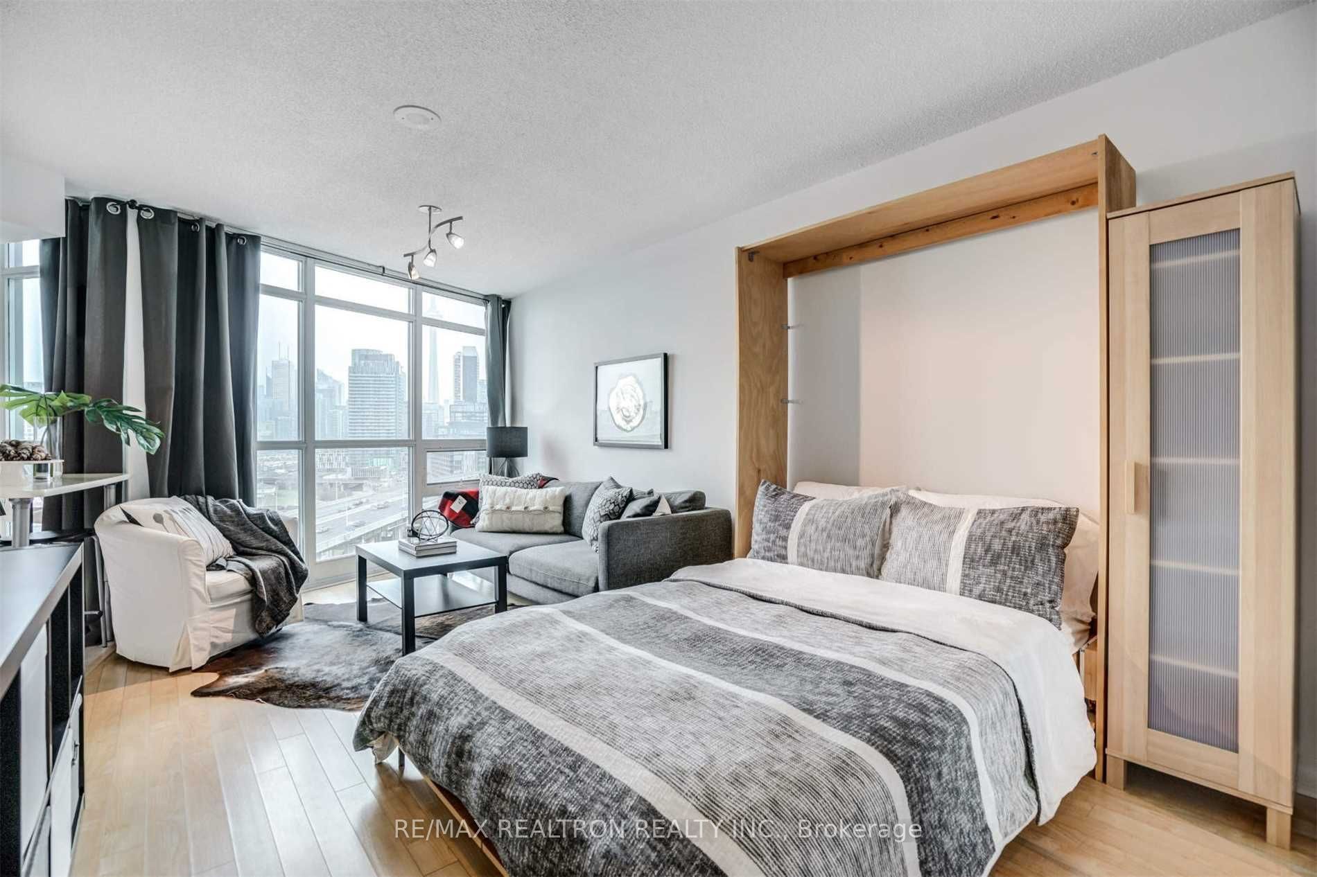 Additional image 5 of 1410-231 Fort York Boulevard, Toronto, ON, M5V 1B2