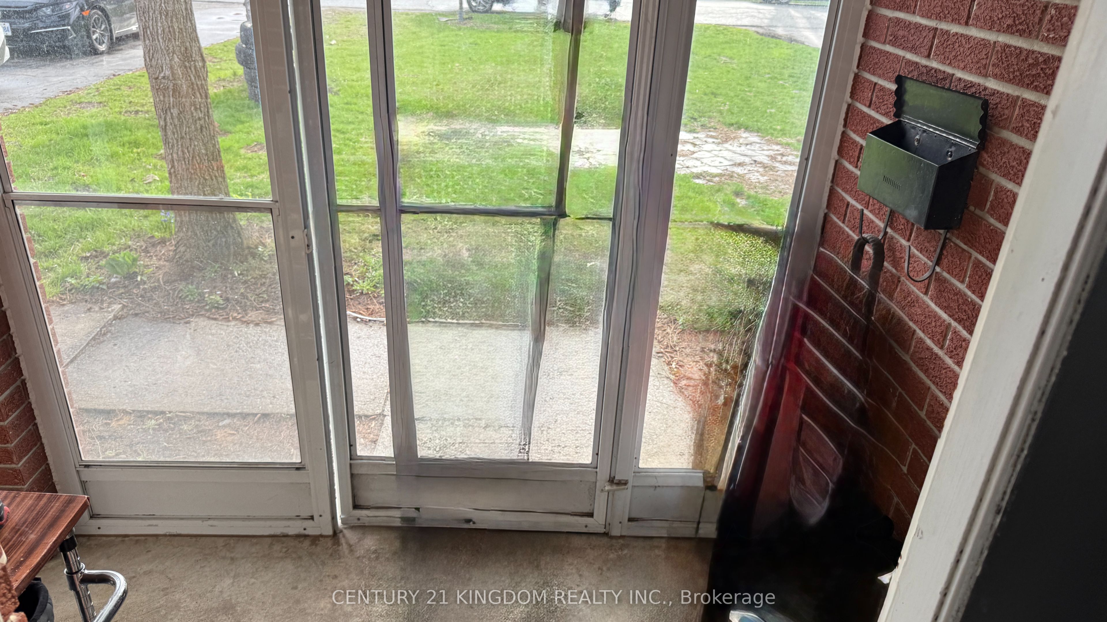 Additional image 3 of Main-35 Homestead Road, Toronto, ON, M1E 3R8