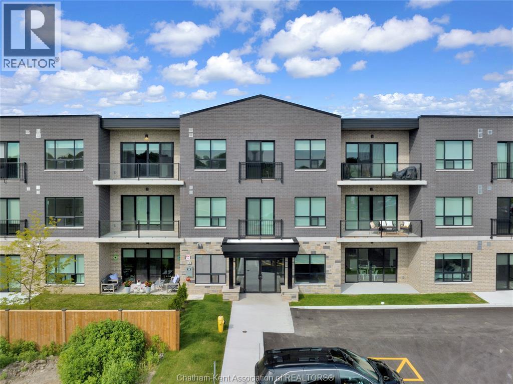 Additional image 2 of 216-175 Churchill Park Road, Chatham, ON, N7M6K5